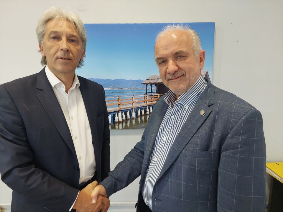 Γιώργος Μέρης