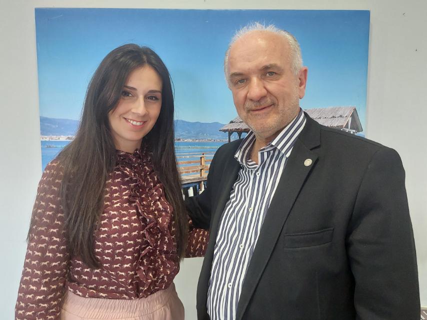 ΕΛΕΝΗ ΣΑΛΑΓΙΑΝΝΗ