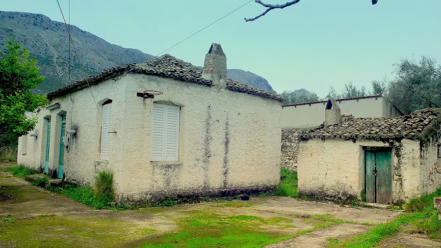 καρναβας σπιτι