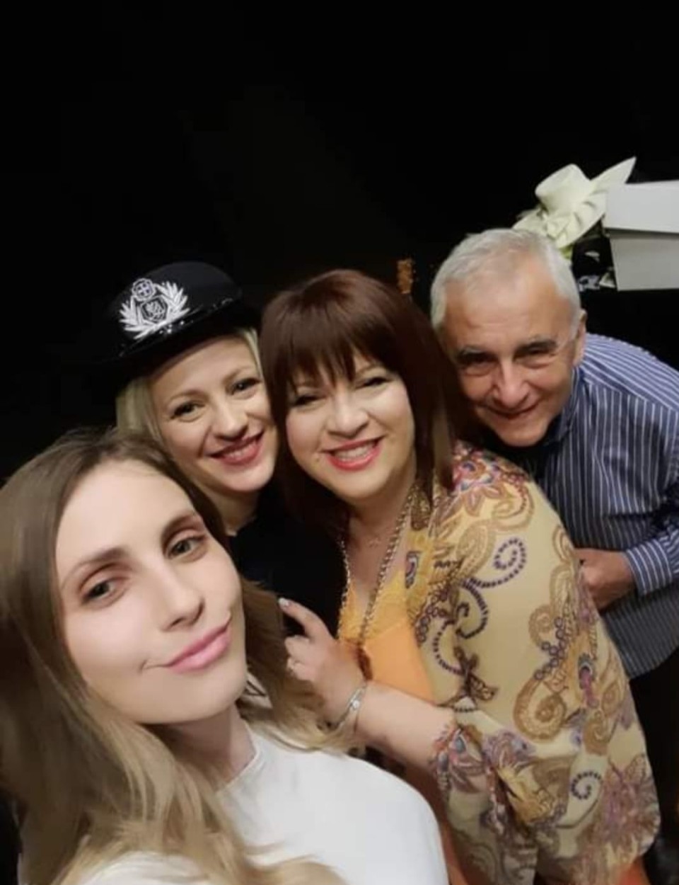 ανθεα παπαστρατειο 17 4 2024 02