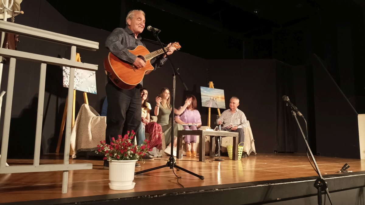 ανοιχτο θεατρο αγρινιου 22