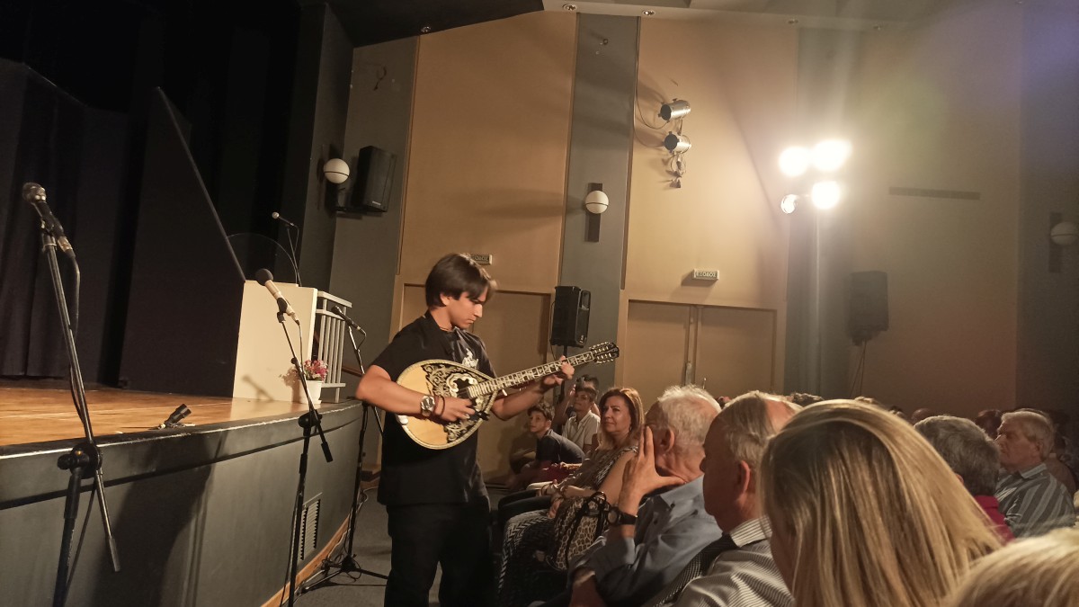 ανοιχτο θεατρο αγρινιου 25