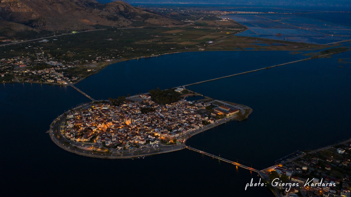 aitoliko by night 02