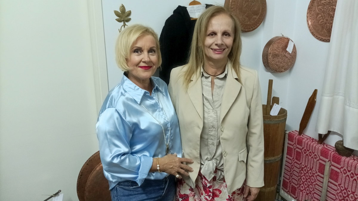 λαογραφικό καλυβιων 31