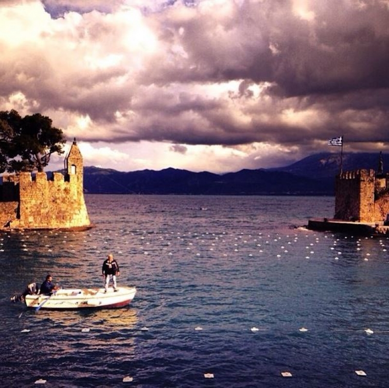 Huffington Post: «Ναύπακτος: Το στολίδι της Αιτωλοακαρνανίας» (www.huffpost.gr)