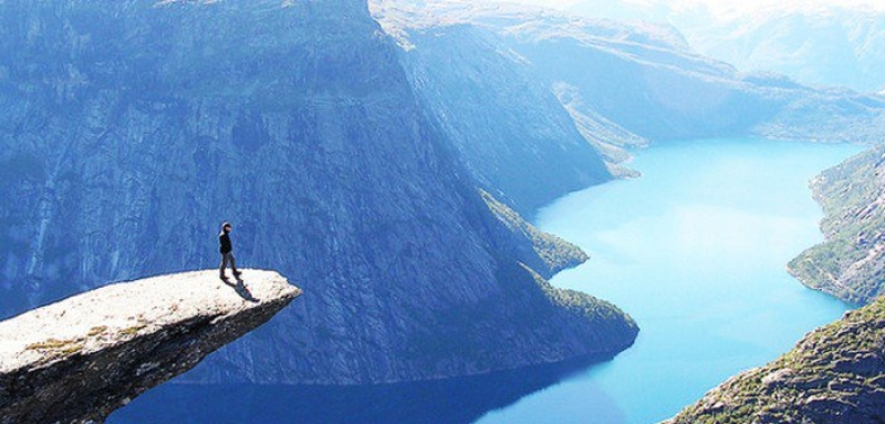 Να σταθούμε αντιμέτωποι με το σύνολο των φόβων μας και να τους νικήσουμε