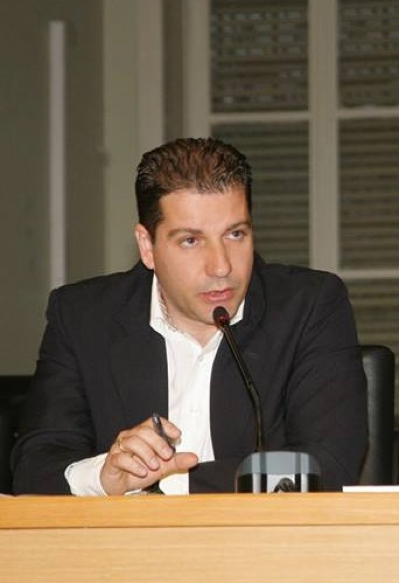 Το Τίποτα τού Πολύ και το Πολύ τού Τίποτα!