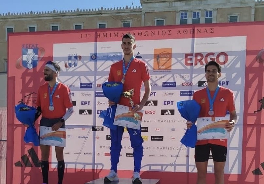 Μπράβο στον Αγρινιώτη Νίκο Σταμούλη 3ος στον Ημιμαραθώνιο Αθηνών και ο πρώτος Έλληνας που τερμάτισε με νέο ατομικό ρεκόρ!!!