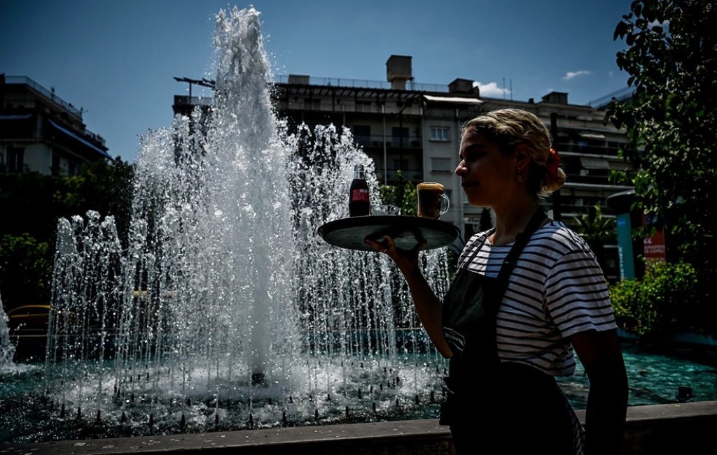 Τα 10 επαγγέλματα που έδωσαν το ρεκόρ απασχόλησης στο 8μηνο – Πλήρους απασχόλησης πάνω από τις μισές προσλήψεις