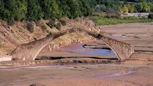 Το γεφύρι του Μανώλη | Λίμνη Κρεμαστών