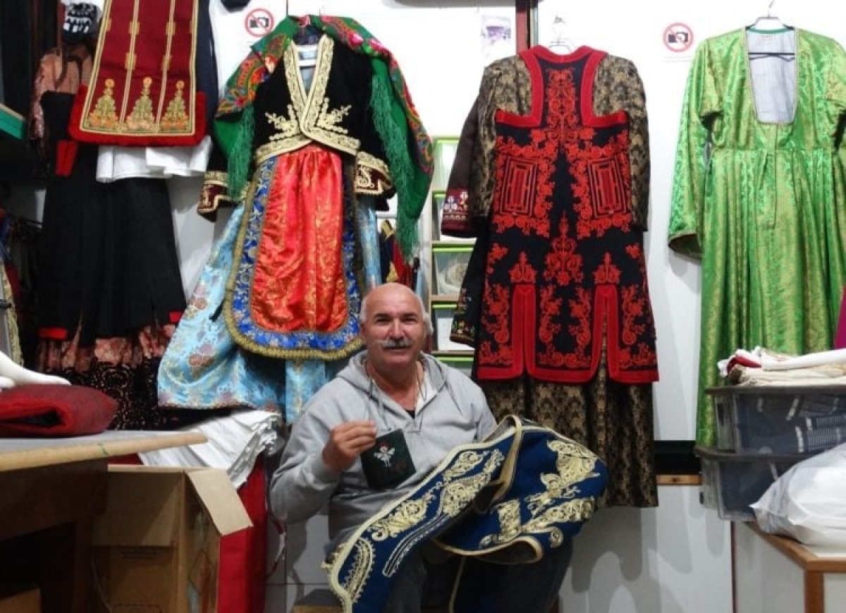 Η τέχνη της κατασκευής αντιγράφων παραδοσιακών ενδυμασιών στην Κατοχή στο Εθνικό Ευρετήριο Άυλης Πολιτιστικής Κληρονομιάς