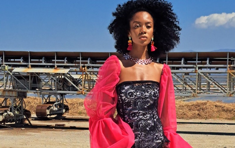 Διάσημο μοντέλο από τη Βραζιλία φωτογραφίζεται σε σημεία του Μεσολογγίου (φωτο, video)