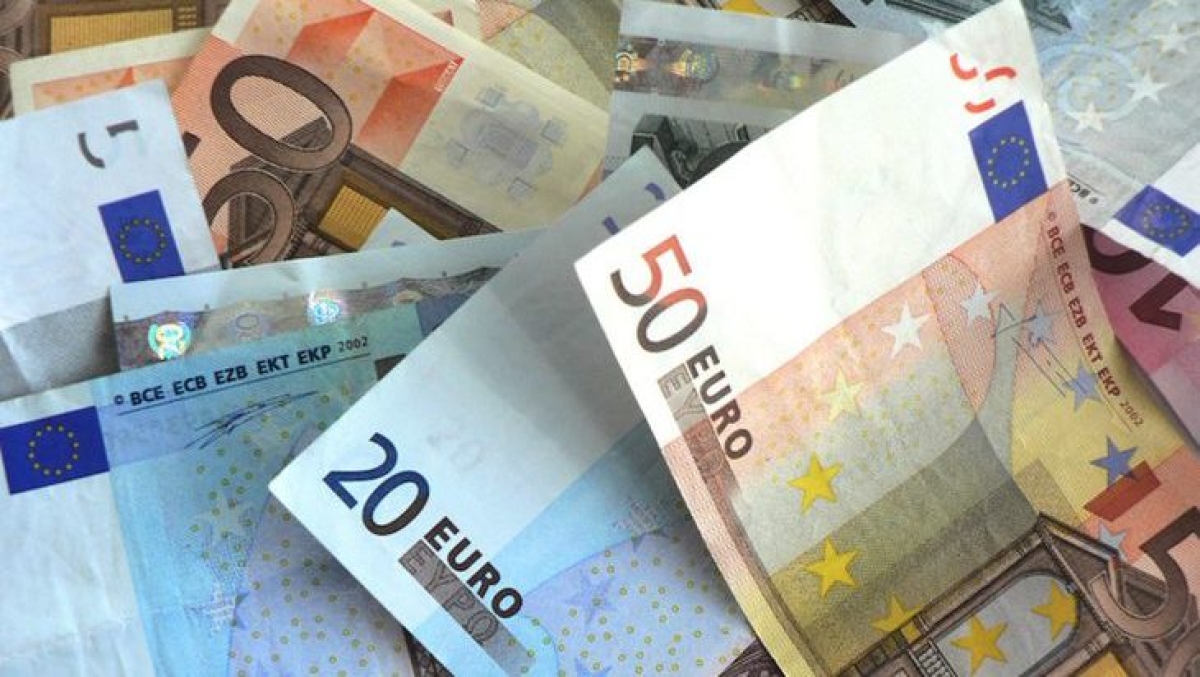 Αναδρομικά: Τέσσερα σενάρια για την επιστροφή χρημάτων στους συνταξιούχους