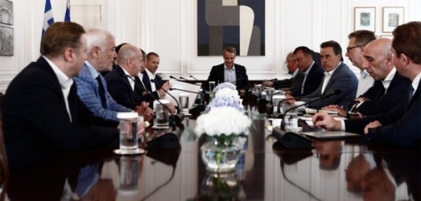 Μητσοτάκης: Κλείνουν οι λέσχες οπαδών – Στην ΕΛΑΣ ο έλεγχος σε θύρες οργανωμένων