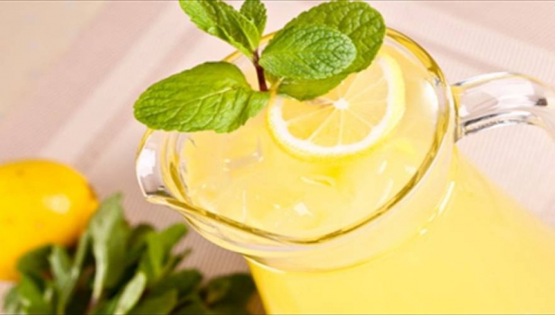Η συνταγή που θα χρειαστείτε τις γιορτές- Λεμονάδα «αποτοξίνωσης»