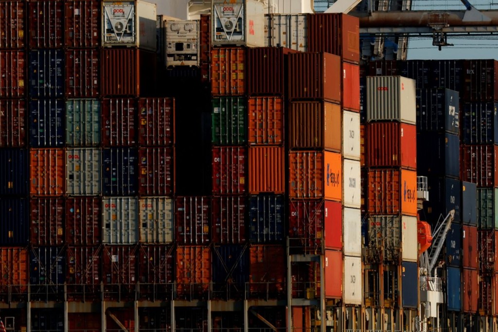 H Περιφέρεια Δυτικής Ελλάδας σε αυτούς που θίγονται περισσότερο απ’ τους δασμούς Τραμπ