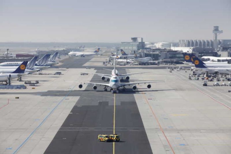 Ποιες προσλήψεις ζητά η Fraport