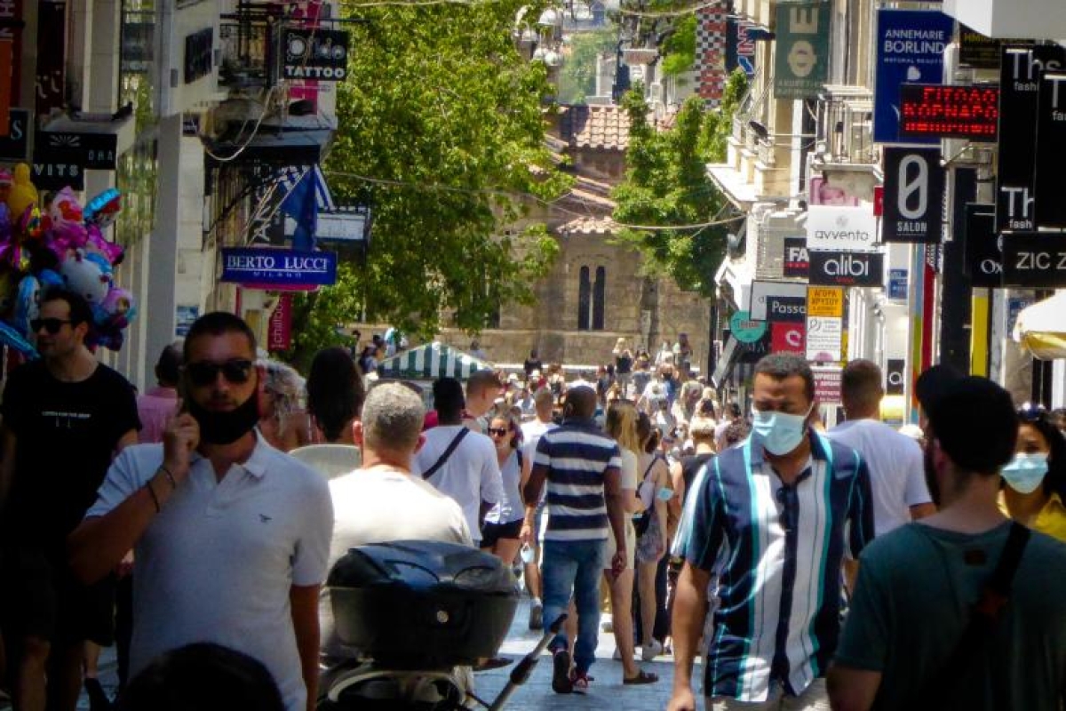 10ετής παραγραφή οφειλών ΕΦΚΑ: Ποιους συμφέρει, ποιοι εξαιρούνται – Τι λένε οι ειδικοί