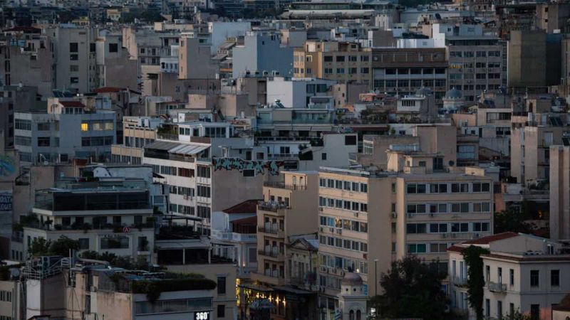 Πόσο «πληγωμένη» βγαίνει η ελληνική οικονομία από την καραντίνα;