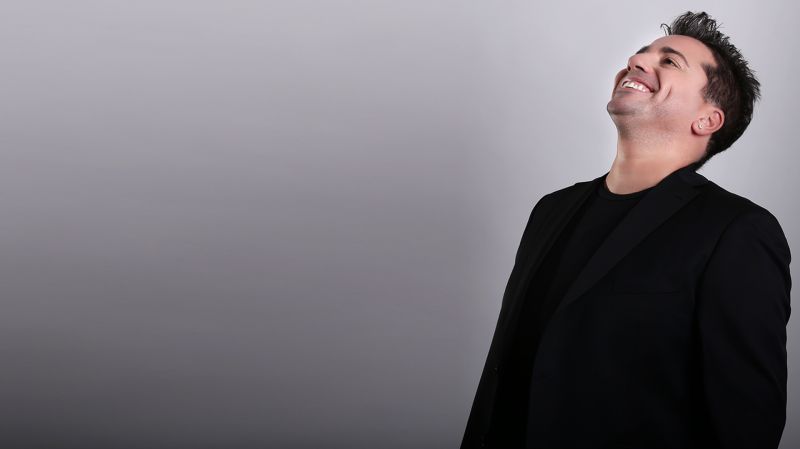 Συνέντευξη με τον Άκη Ρωμανό: «τα talent shows είναι ένα σκαλοπάτι αναγνωρισιμότητας»