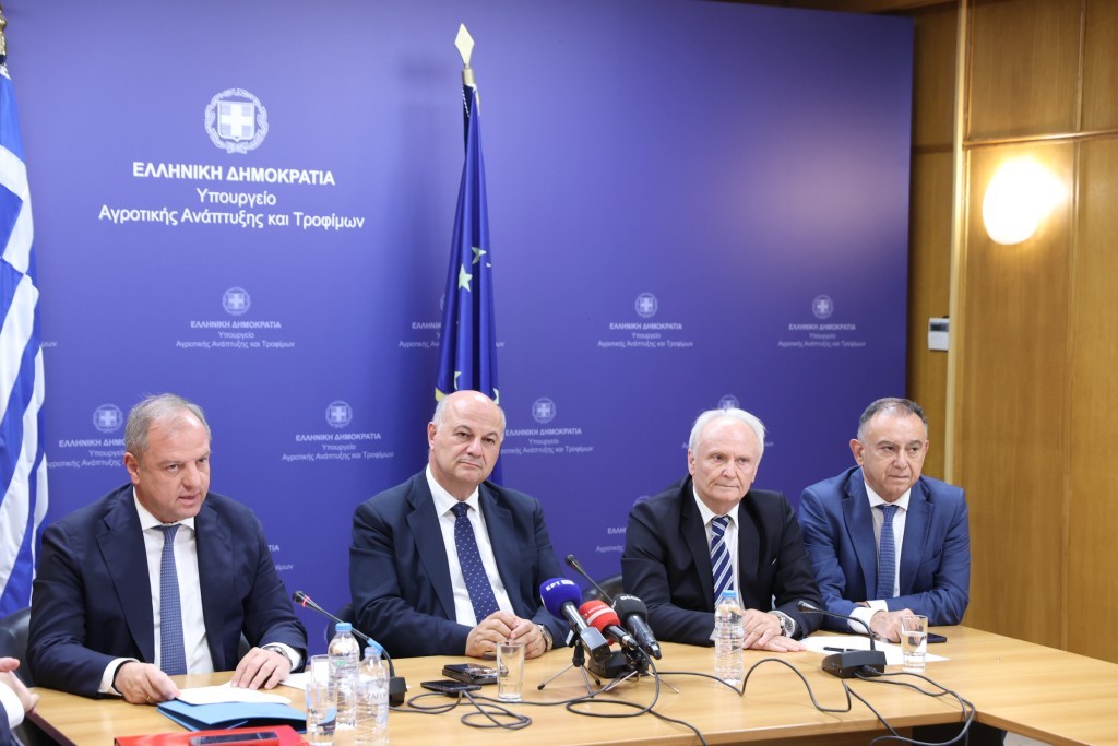 Πραγματοποιήθηκε στο ΥΠΑΑΤ η τελετή παράδοσης - παραλαβής Υφυπουργού