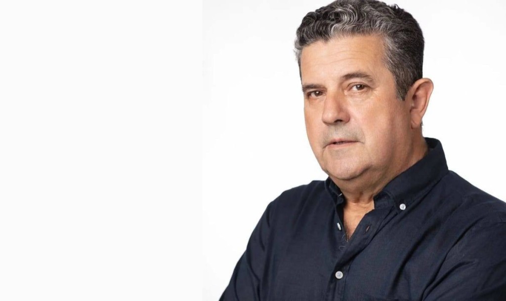 Το επικίνδυνο παράδοξο της απόλυσης του εκπαιδευτικού και πρώην Δημάρχου της Ιεράς Πόλης Μεσολογγίου