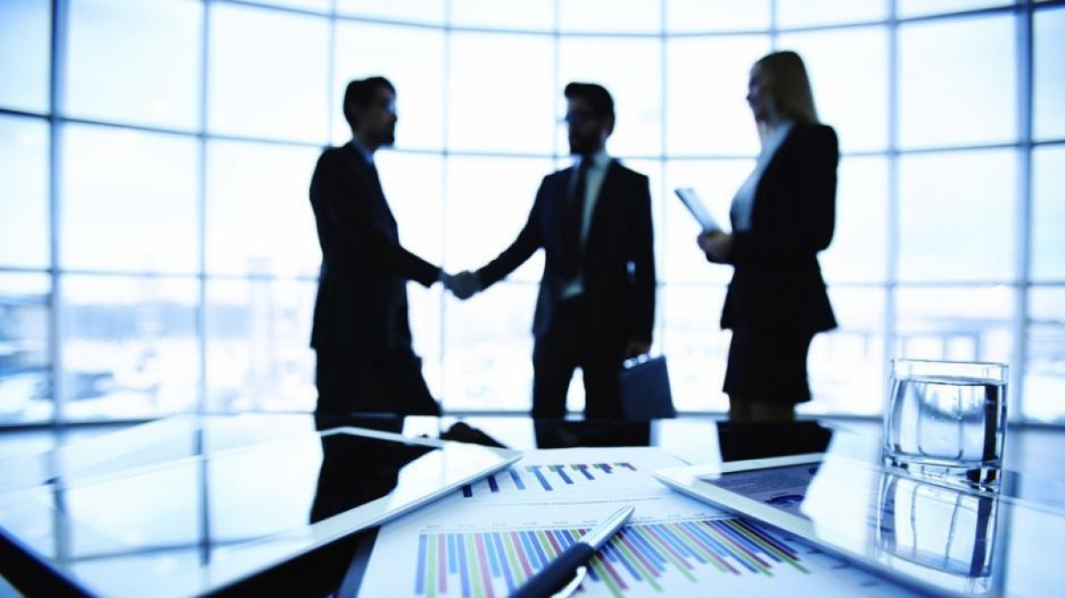 ΔΥΠΑ: Προγράμματα για χιλιάδες θέσεις εργασίας με «μπόνους» έως 17.000 ευρώ