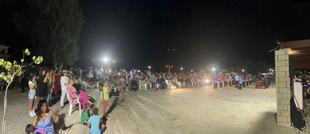 2ο Διεθνές Φεστιβάλ Χορού στον Αστακό – Γέμισε μουσικές και χρώματα η νέα πλατεία (φωτο)