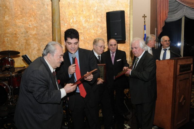 Νέα Υόρκη: Πανομογενειακή συγκίνηση για τον θάνατο του Λεωνίδα Λόη- Στο Αγρίνιο η κηδεία