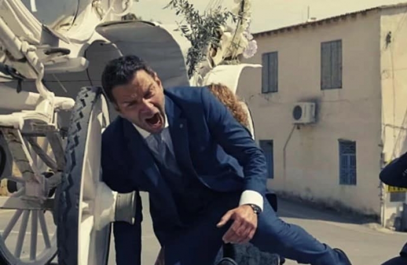 Η Γη της Ελιάς: Η Στέλλα είχε παράλληλη σχέση πριν πεθάνει