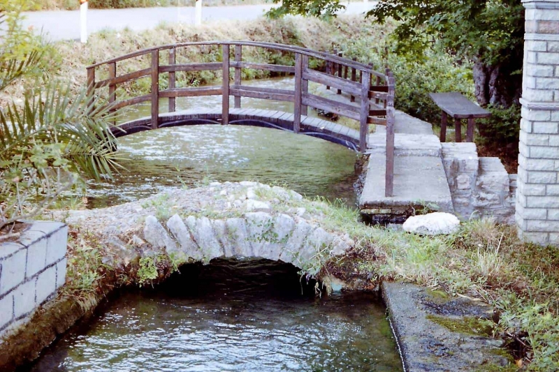 Ο νερόμυλος και η νεροτριβή στην Αγία Σοφία Θέρμου (φωτο)