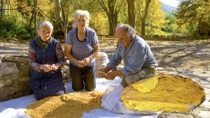 Μπομπότα το ψωμί των φτωχών | Η ζωή στο χωριό