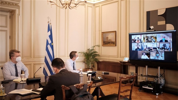 Μητσοτάκης: Αορίστου χρόνου όλοι οι γιατροί στις ΜΕΘ – Εδωσαν μάχη για τον κορονοϊό