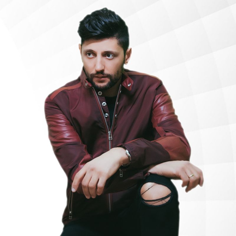 Μηνάς Καστέλλος &quot; Η Ρόδος είναι το νησί που βγάζει αξιόλογους καλλιτέχνες.&quot;