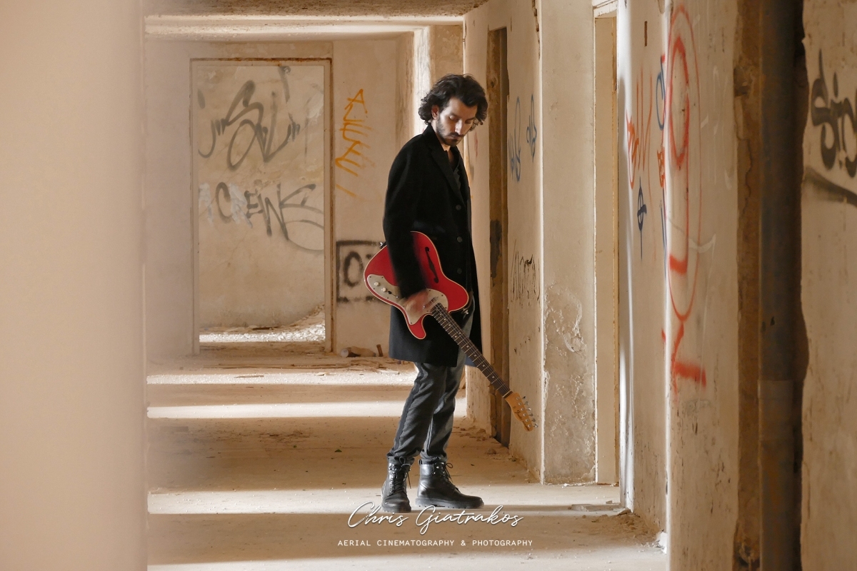 «Αλλάζω εγώ»: Μόλις κυκλοφόρησε το νέο τραγούδι του Γιώργου Θεοδώρου από τη Sonar Music