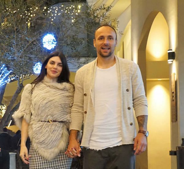 Όμορφες στιγμές σε εορταστικό κλίμα για την οικογένεια Schildenfeld.