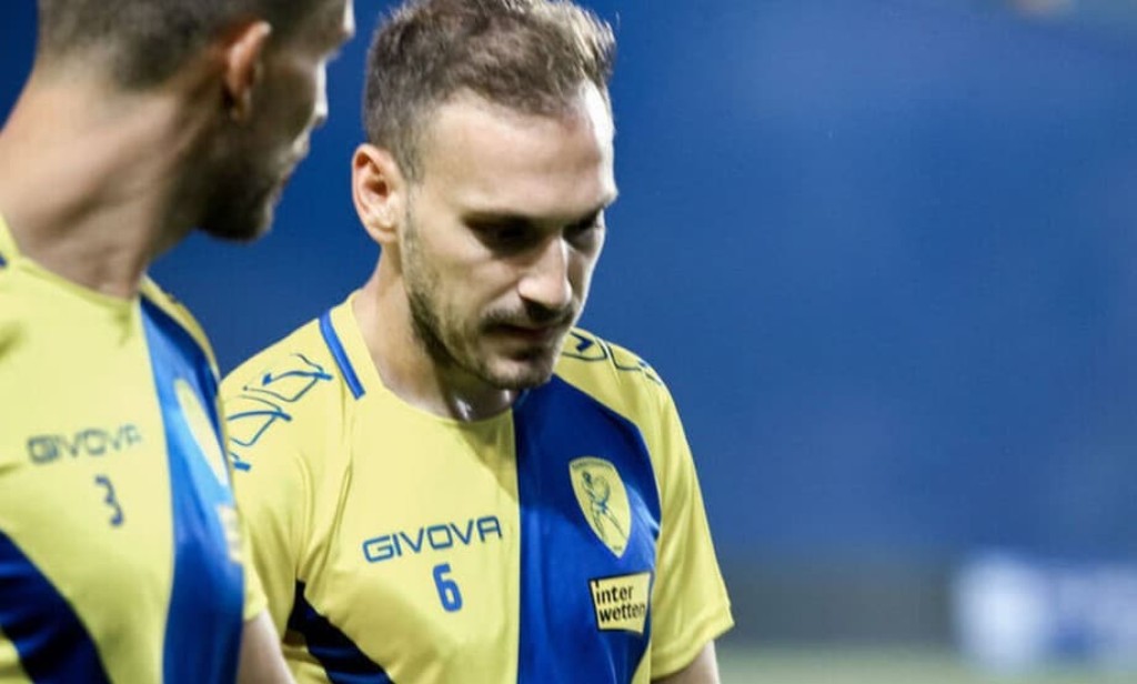 Παρελθόν από τον Παναιτωλικό ο Μπακάκης: «Φεύγω ήσυχος με τη συνείδησή μου και περήφανος για την διαδρομή μου»