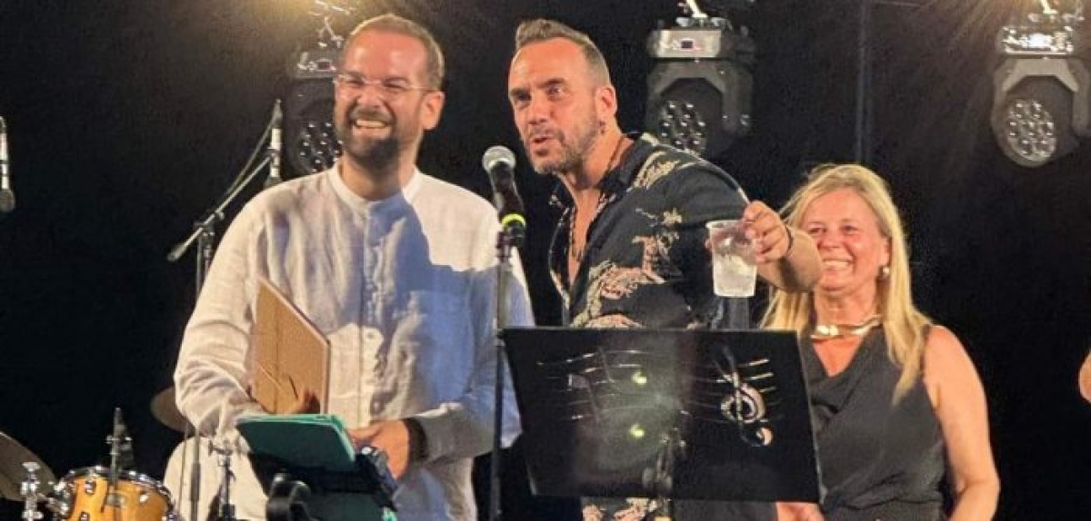 Συναρπαστική η βραδιά με τον Πάνο Μουζουράκη στο Μεσολόγγι