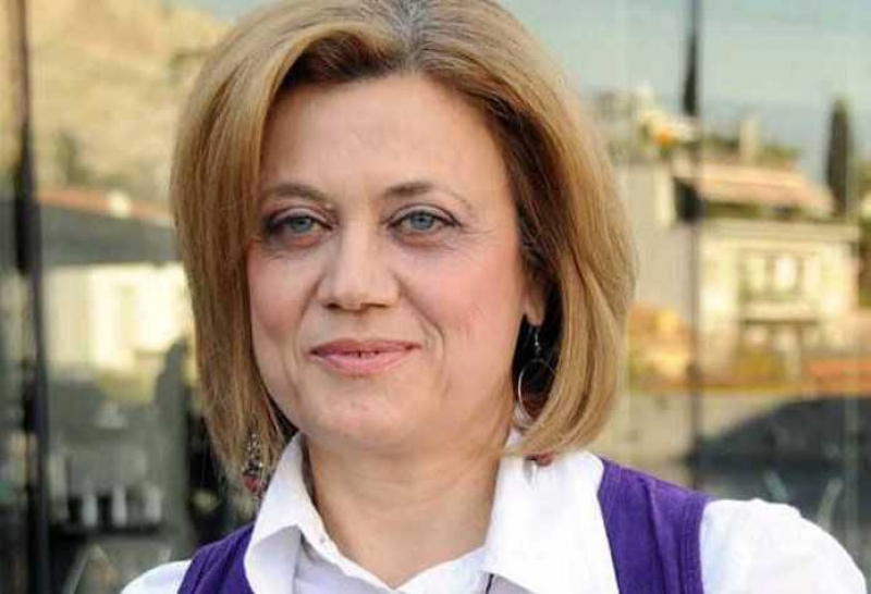 Ελένη Πριόβολου: «Στη μνήμη της Ιστορίας και της Ακακίας»