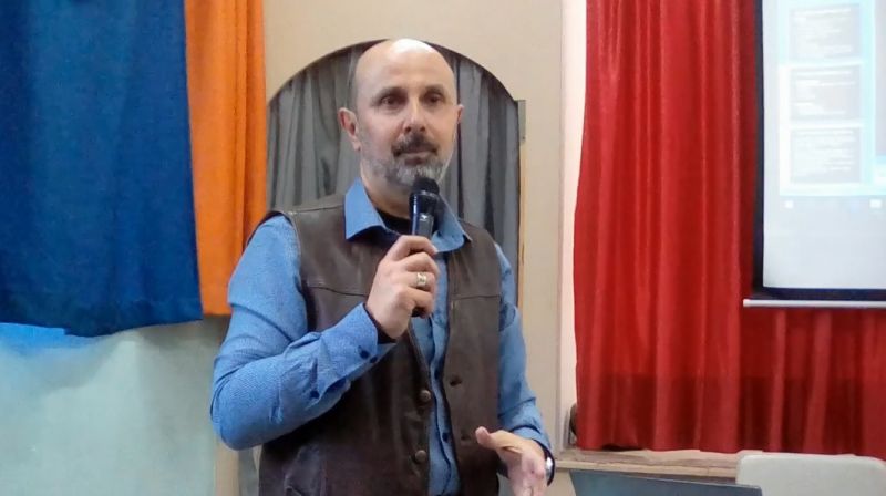 Χρήσιμες πληροφορίες για γονείς απο τον παιδοψυχολόγο Δρ Σήφη Κουράκη (Βίντεο)