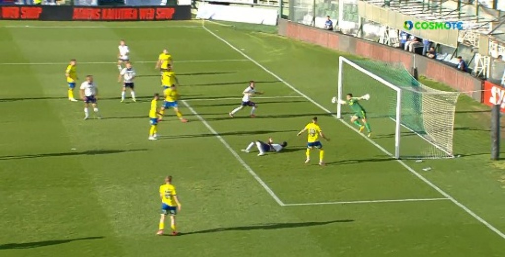 Τσάβες: «Μεγάλη τιμή να φωνάζει ο κόσμος το όνομά μου»