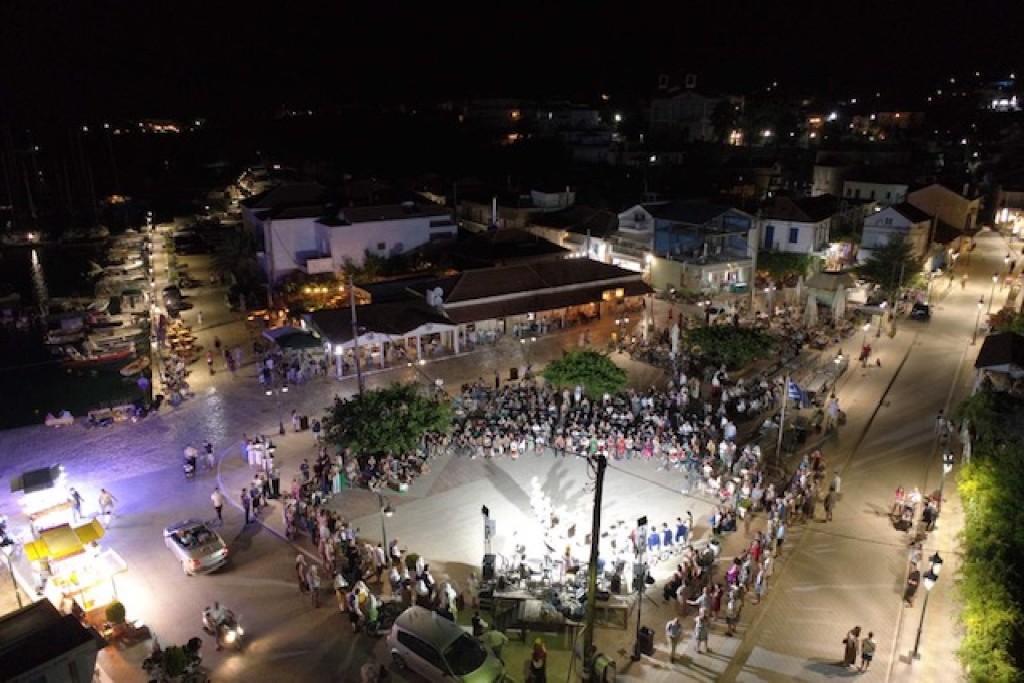 Η παράδοση ζωντάνεψε στην Πάλαιρο: 1ο Φεστιβάλ Χορών από τον Χορευτικό Όμιλο