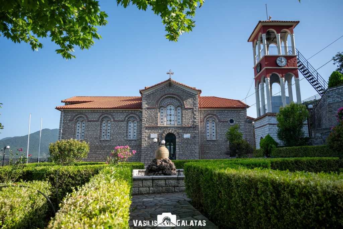 Πέρκος και Περίστα: Τα όμορφα ορεινά χωριά της Αιτωλοακαρνανίας (φωτο - video)