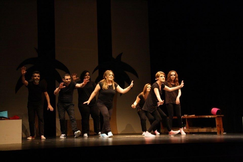 «ΠαιΖΟΥΜΕ» για την ενίσχυση του Δημοτικού σχολείου Καλυβίων (5/6/2016)