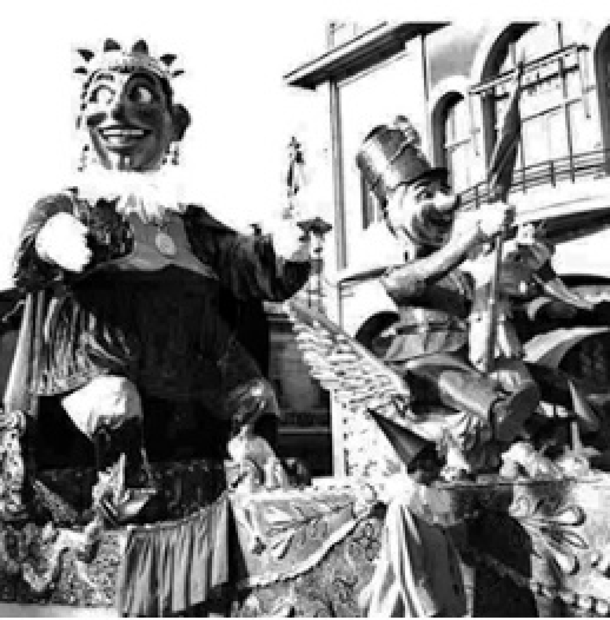 Όταν ο κυριότερος κατασκευαστής αρμάτων του Πατρινού Καρναβαλιού ήταν Αγρινιώτης