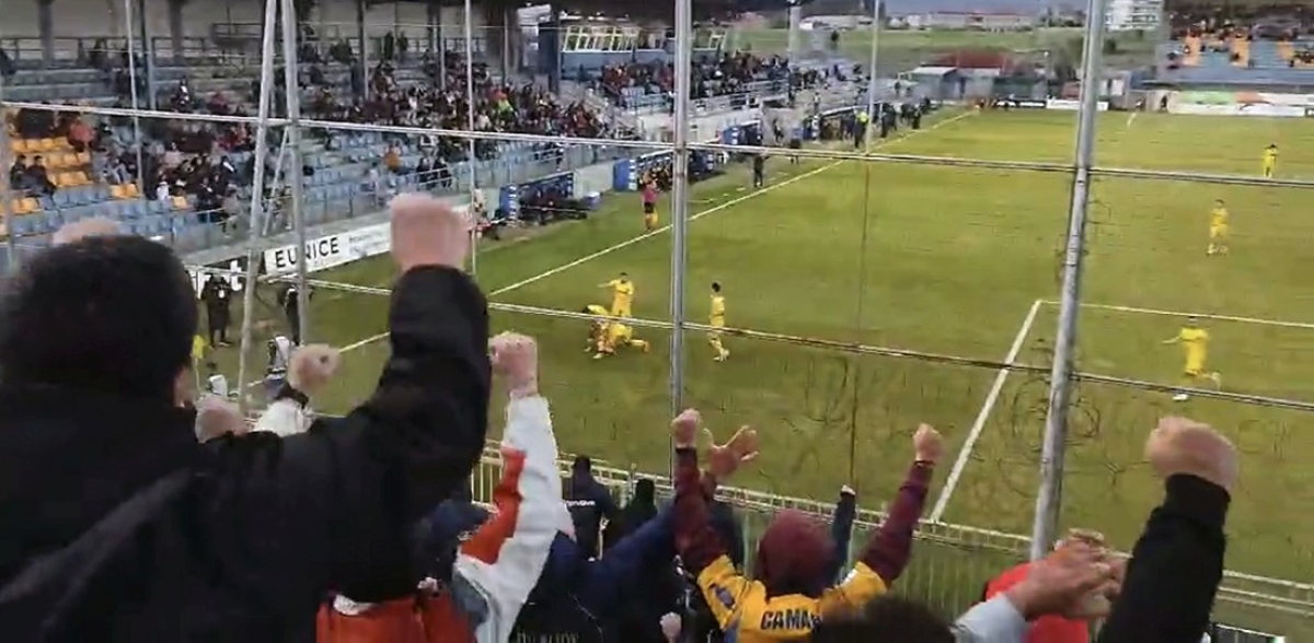 «Επαθαν πλάκα» με τον κόσμο του Παναιτωλικού οι -εξαιρετικά φιλόξενοι- Τριπολιτσιώτες (video)