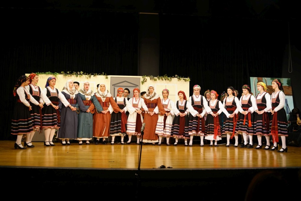 Μια αξέχαστη βραδιά παράδοσης στο Αγρίνιο με «του πελάγους τις χαρές»