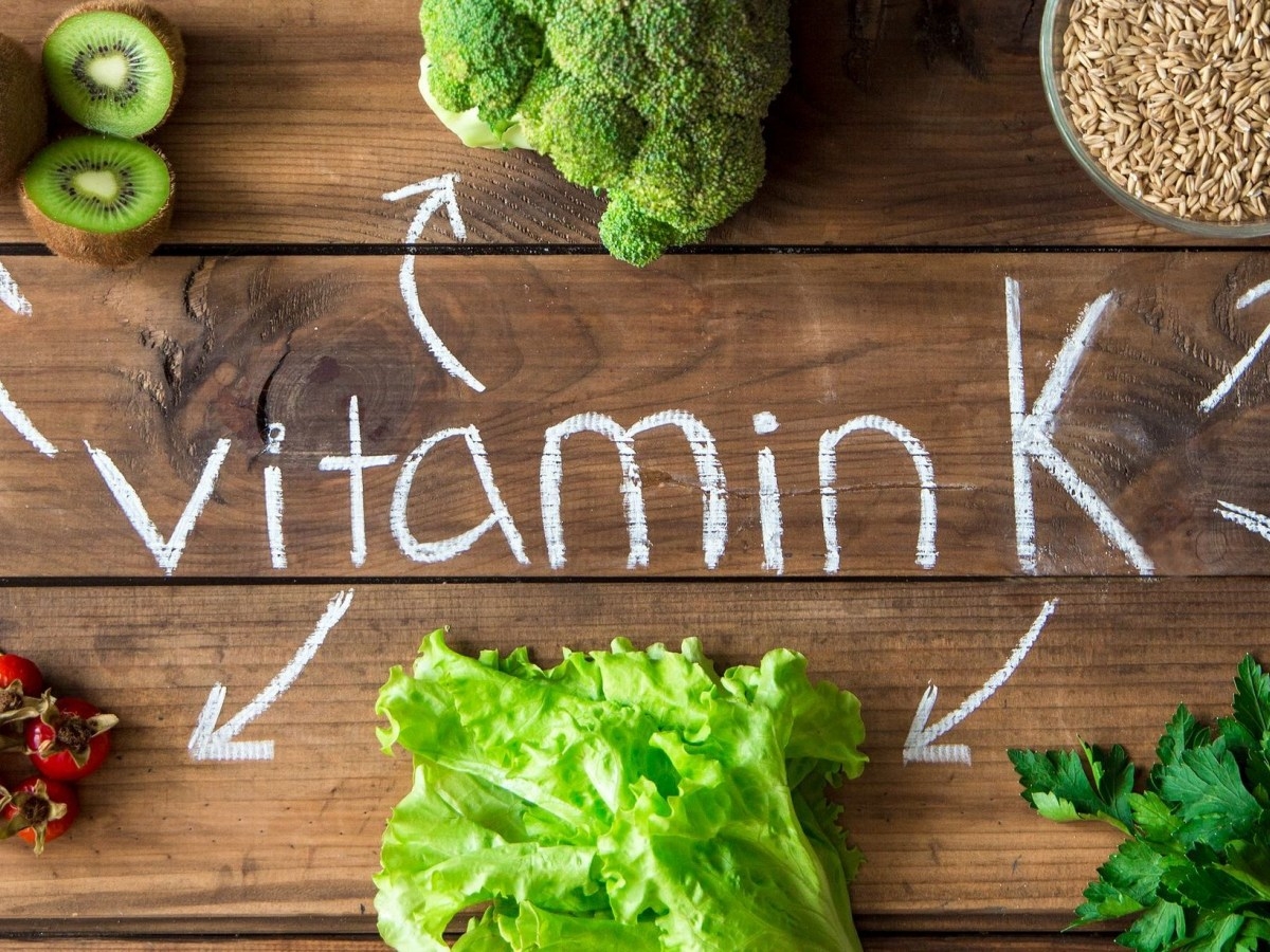 Αυτά είναι τα σημαντικά οφέλη της βιταμίνης Κ – Δείτε σε ποιες τροφές υπάρχει