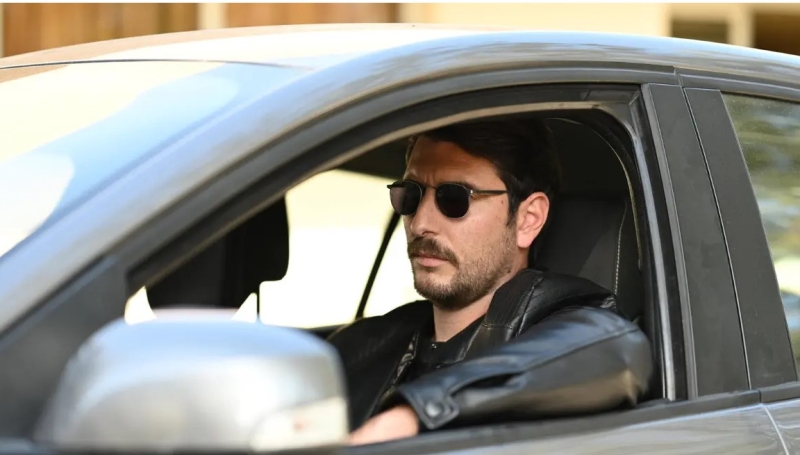 Σασμός: Η πραγματική ταυτότητα του Λευτέρη αποκαλύπτεται