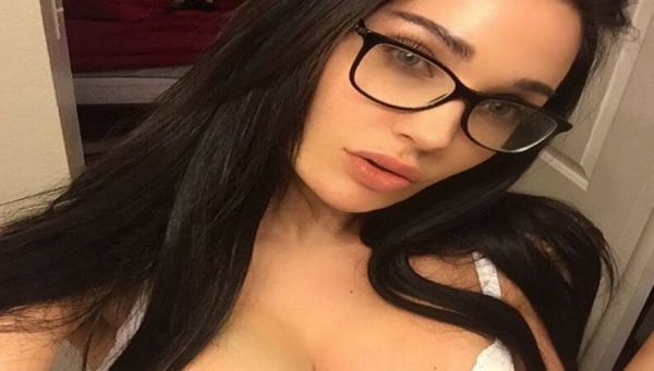 Η αισθησιακή ζαχαροπλάστης Kristina Basham [φωτό]